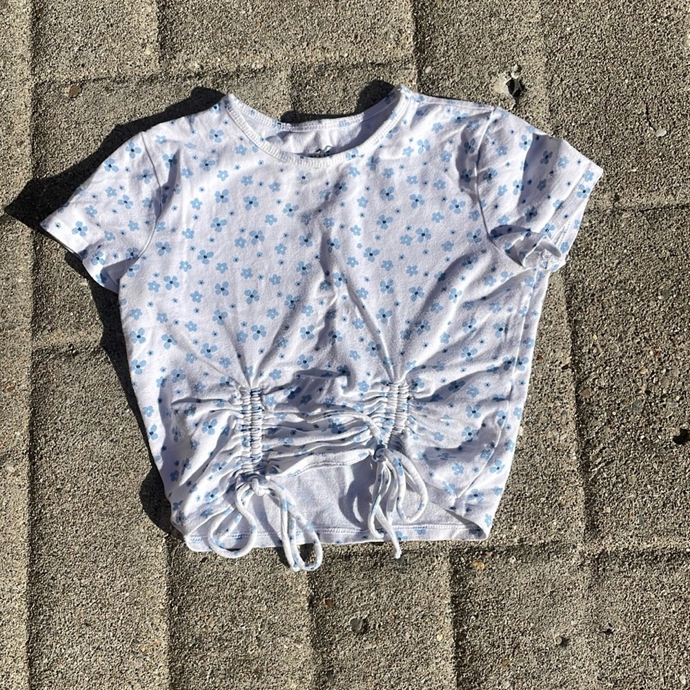 Small floral Hollister baby tee